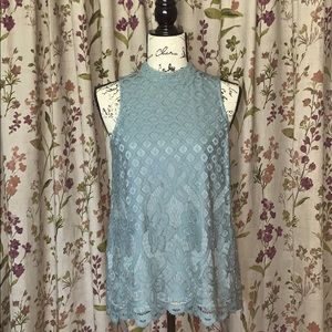 Ladies Top Size Medium